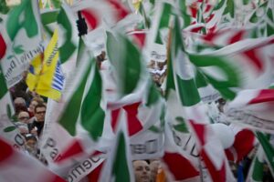 Il Pd ha paura e si butta sul fascismo
