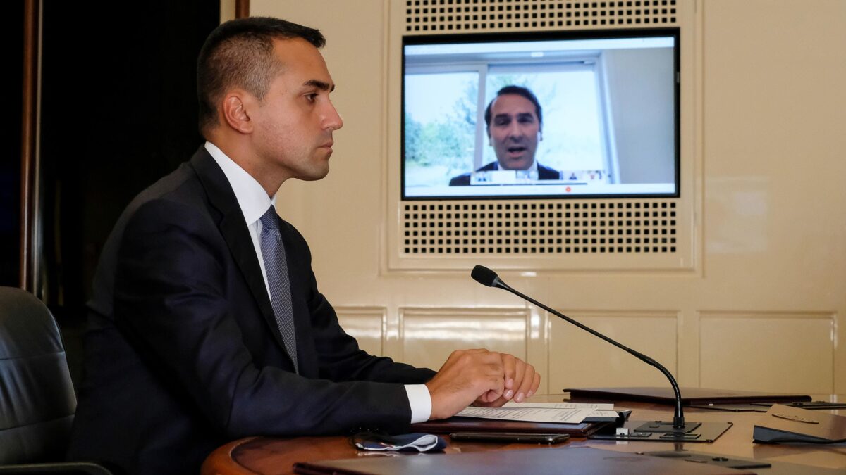 Farsa del governo contro il 5g cinese: finge di frenare per rabbonire Trump