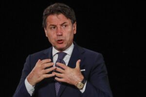 Conte davanti a un giudice per il lockdown