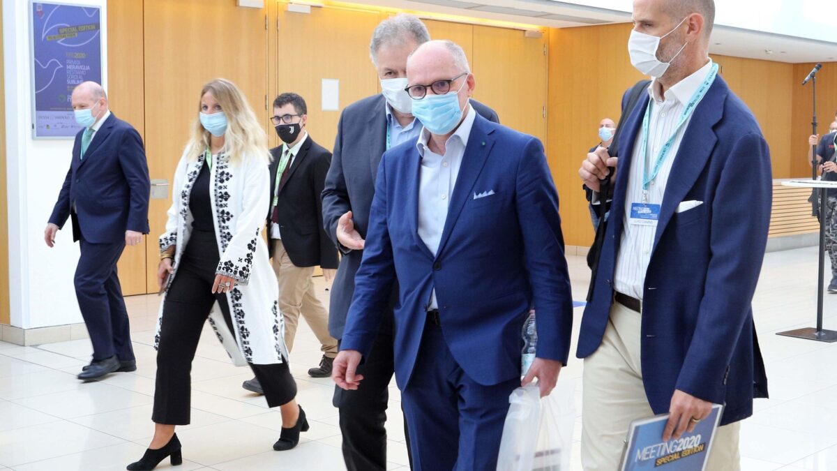 Accusano gli altri, ma chi gioca sporco con il coronavirus oggi sta al governo