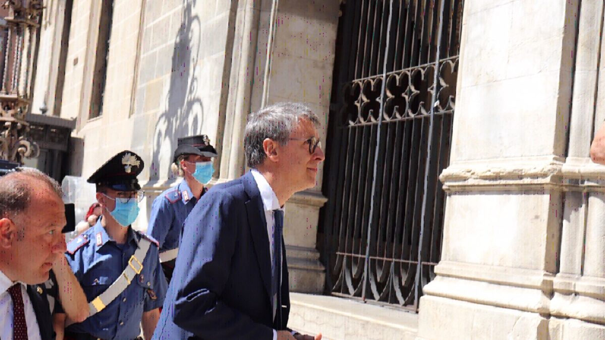 Il nuovo «codice Cantone» finisce sotto processo nella chat dei magistrati