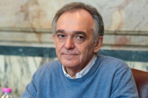 La sinistra in Toscana paragonò l’infibulazione «soft» a un piercing
