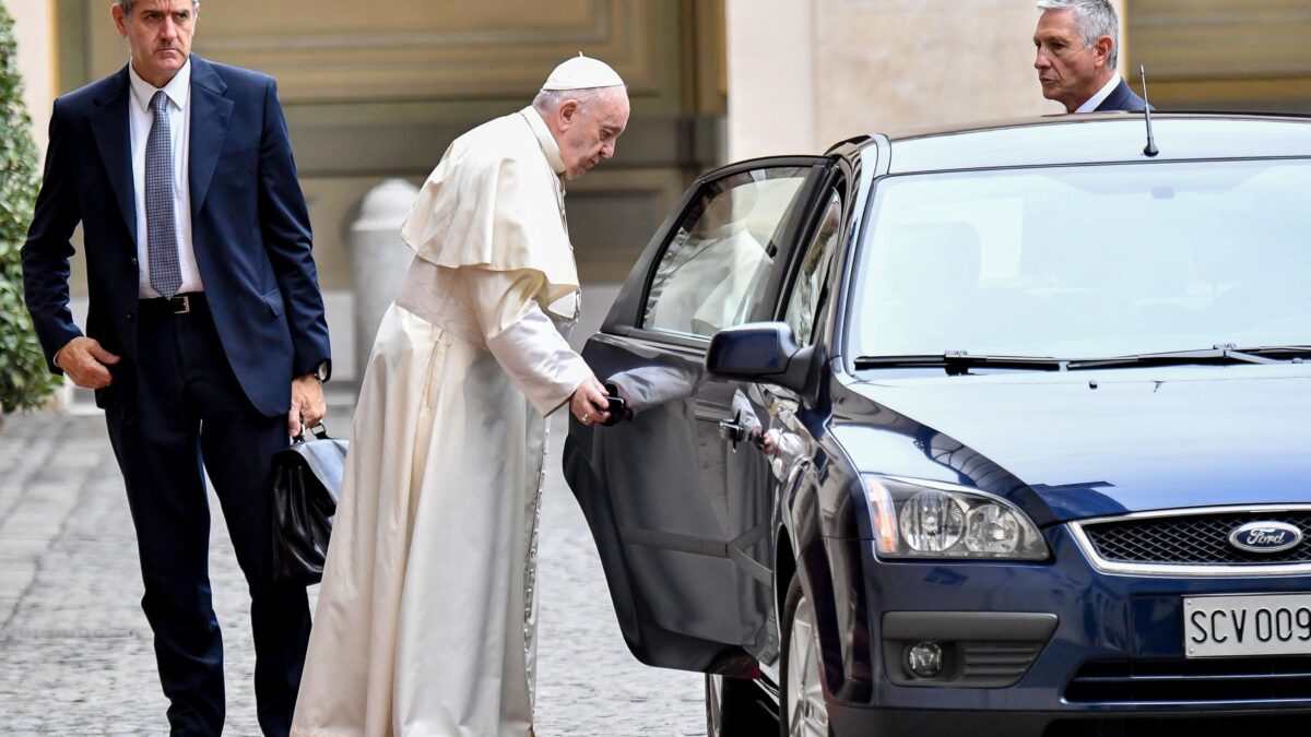 Caos in Vaticano: il Papa non vedrà Pompeo