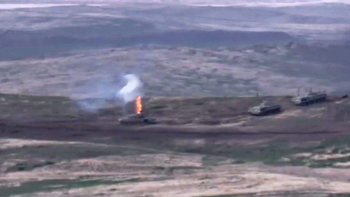 L’Azerbaijan bombarda la capitale armena in Nagorno-Karabakh