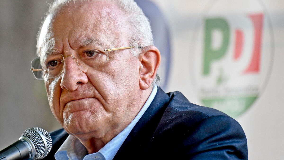 De Luca indagato per la «promozione» dei suoi quattro chauffeur di fiducia