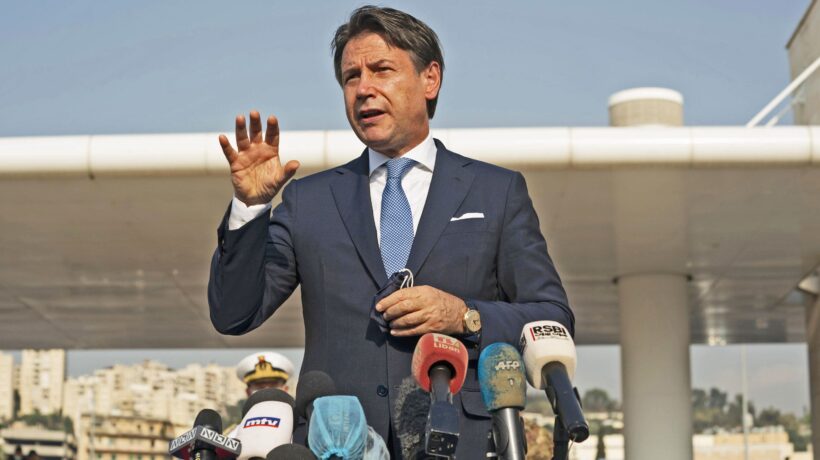 Ma i poteri al superburocrate li ha forniti Conte