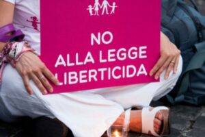 Omofobia: «Sabato in piazza per la libertà. Anche l’oro della transgender Petrillo non si può più contestare»