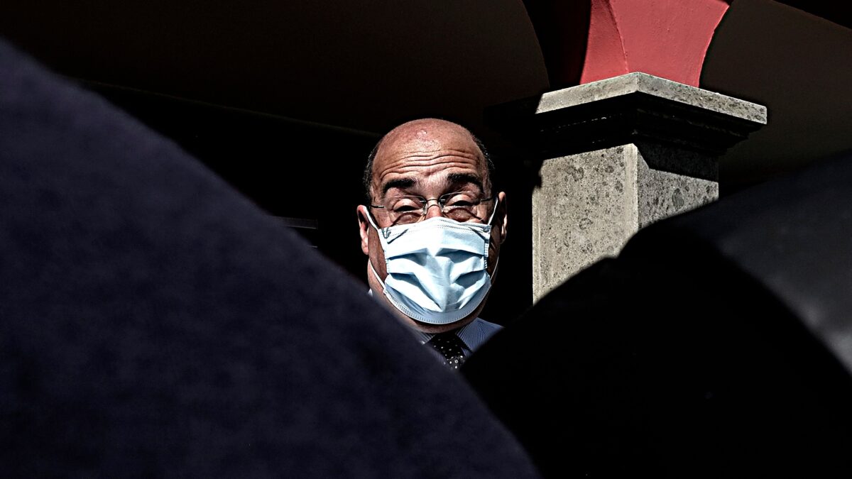 Faida sul Salvastati: la sinistra si ribella e Conte è già pronto a rimangiarsi il no