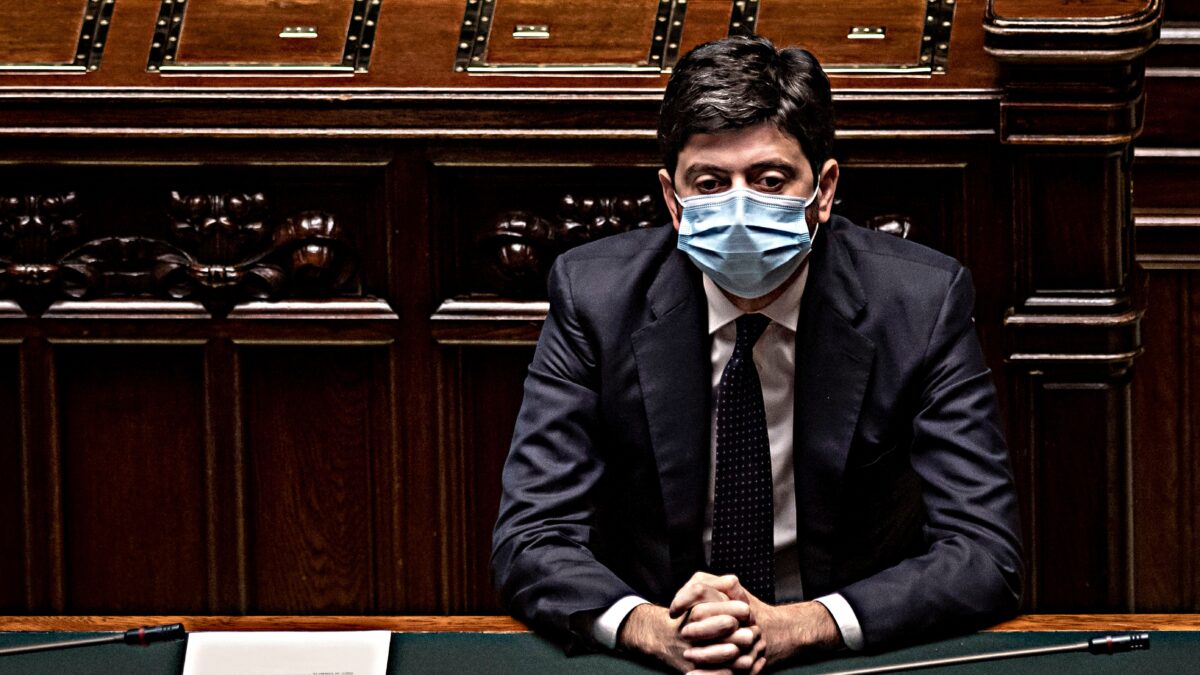 Le confessioni di Speranza: «Siamo degli incapaci»