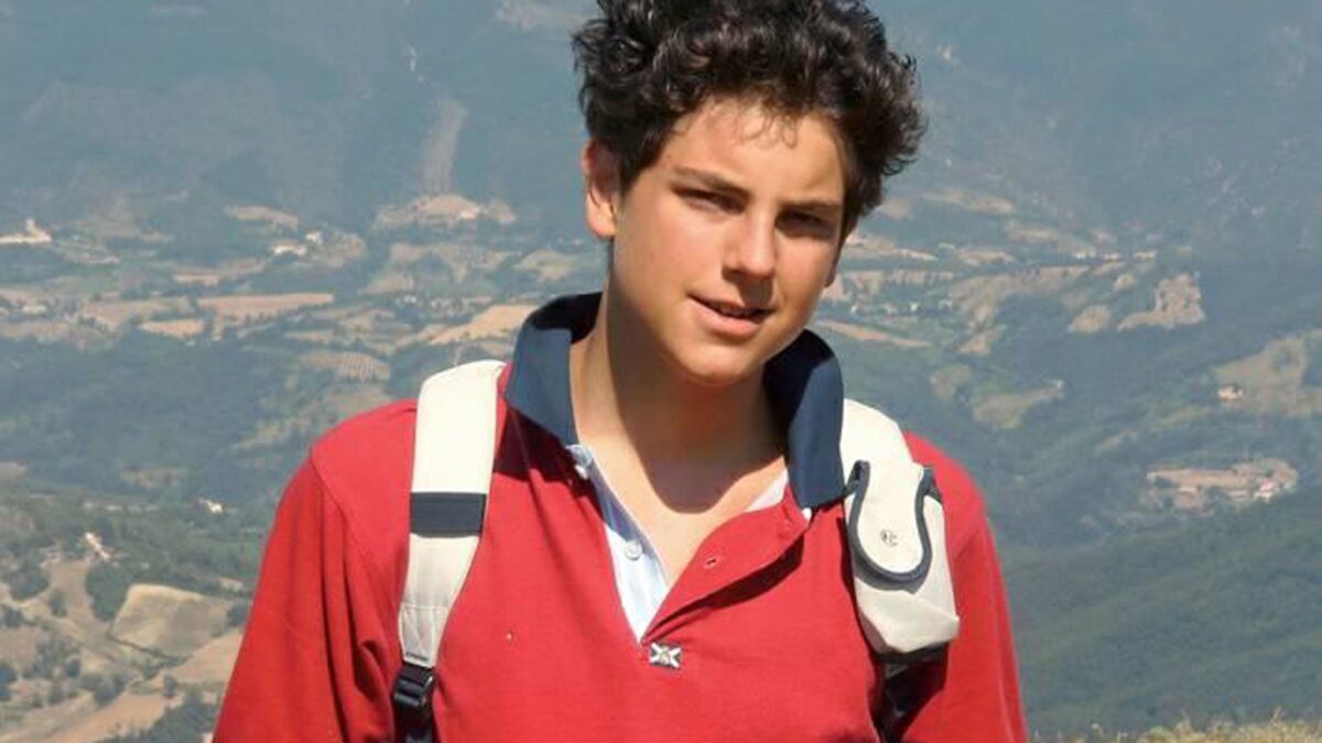 Carlo Acutis, simbolo di credente millennial con il destino da santo patrono di Internet