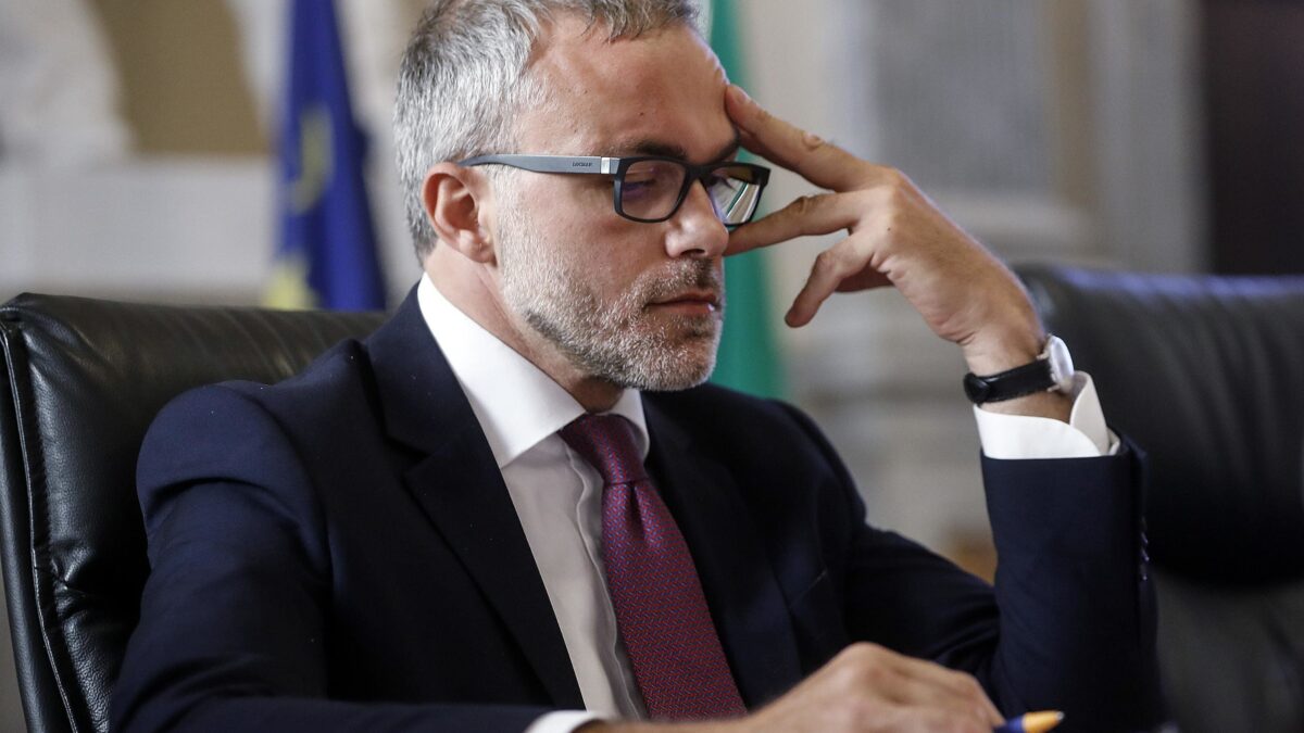 Cartelle arretrate per 954 miliardi. Ma non è il momento di riscuoterle