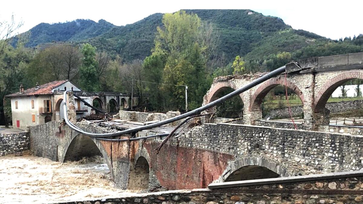 Due morti e decine di sfollati. Esondazioni e tempeste mettono in ginocchio il Nord