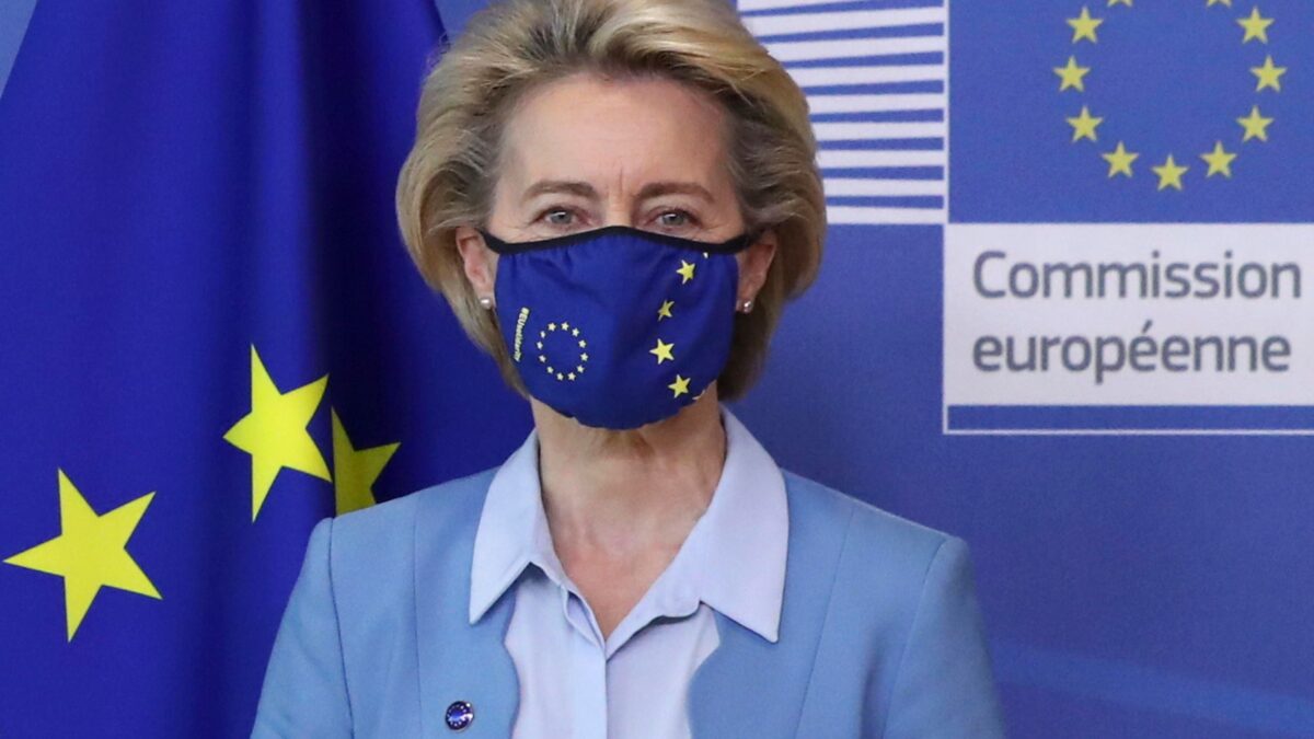 Gli eurocrati vivono sulla Luna. Si sbrighino, prima che sia tardi