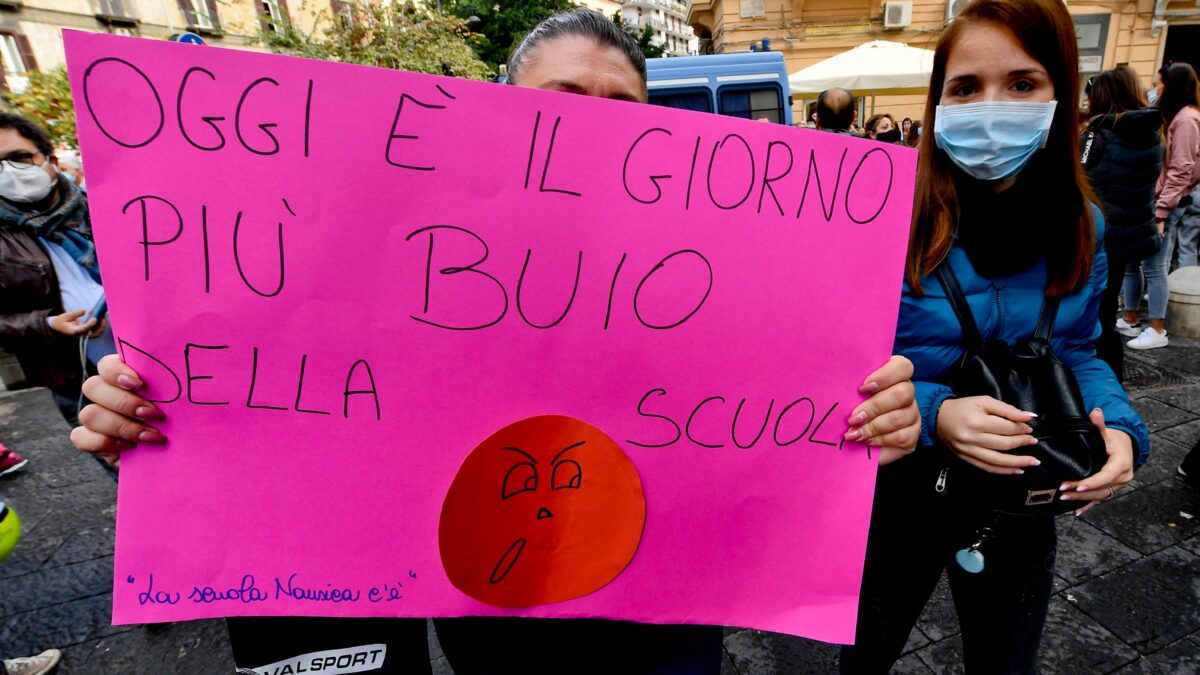 Le scuole nel caos a rischio chiusura fanno volare gli stracci tra gli alleati