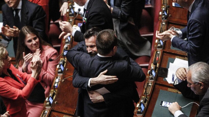 «Proprio oggi la Consulta ci ricorda l’importanza della Costituzione. E proprio oggi Zan tifa ingerenza?»
