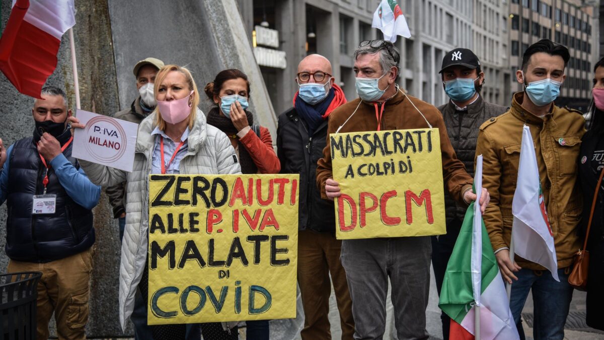«Faremo presto i ristori». Ma per ora la sola certezza sono i mancati incassi