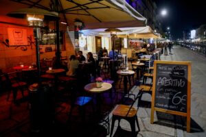 Una nuova stretta a bar e ristoranti sarebbe il colpo di grazia al settore
