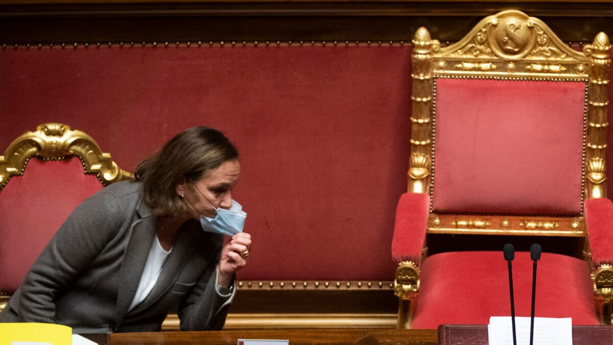 La realtà parallela della Lamorgese. «Il terrorismo? È colpa di Salvini»