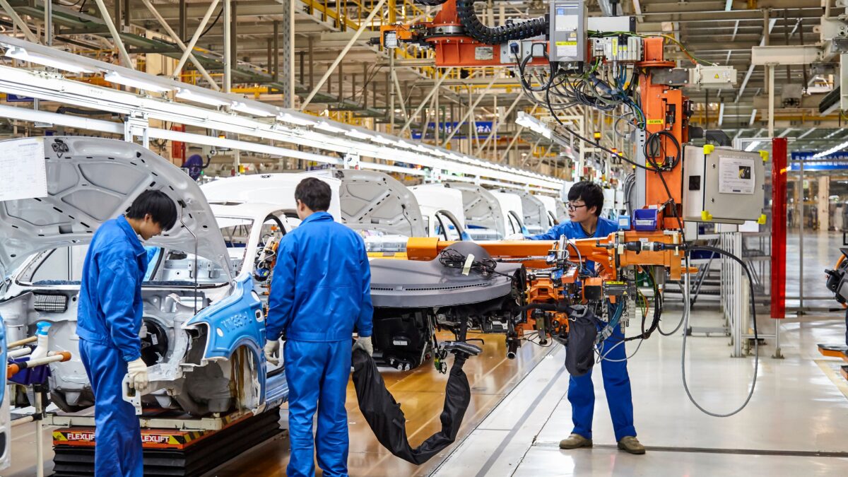Cina boom. È l’unico Paese già in ripresa. Hanno ragione i complottisti?