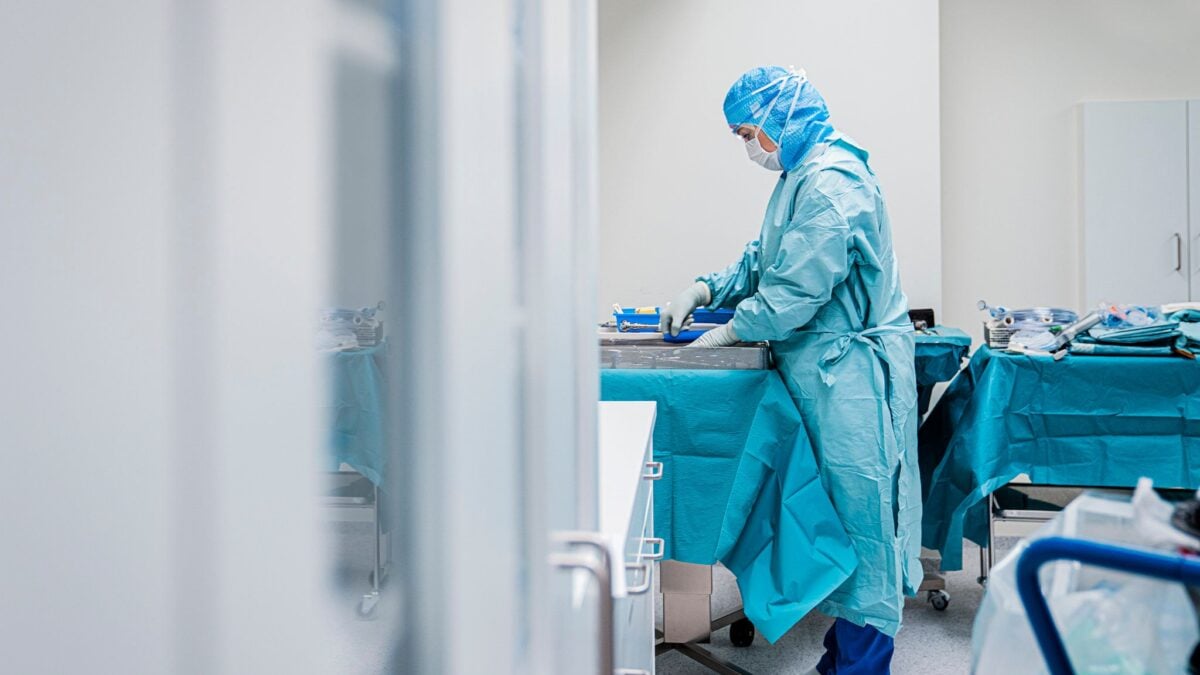 Esprimono dissenso verso i vaccini. Chiesta la radiazione per 20 medici