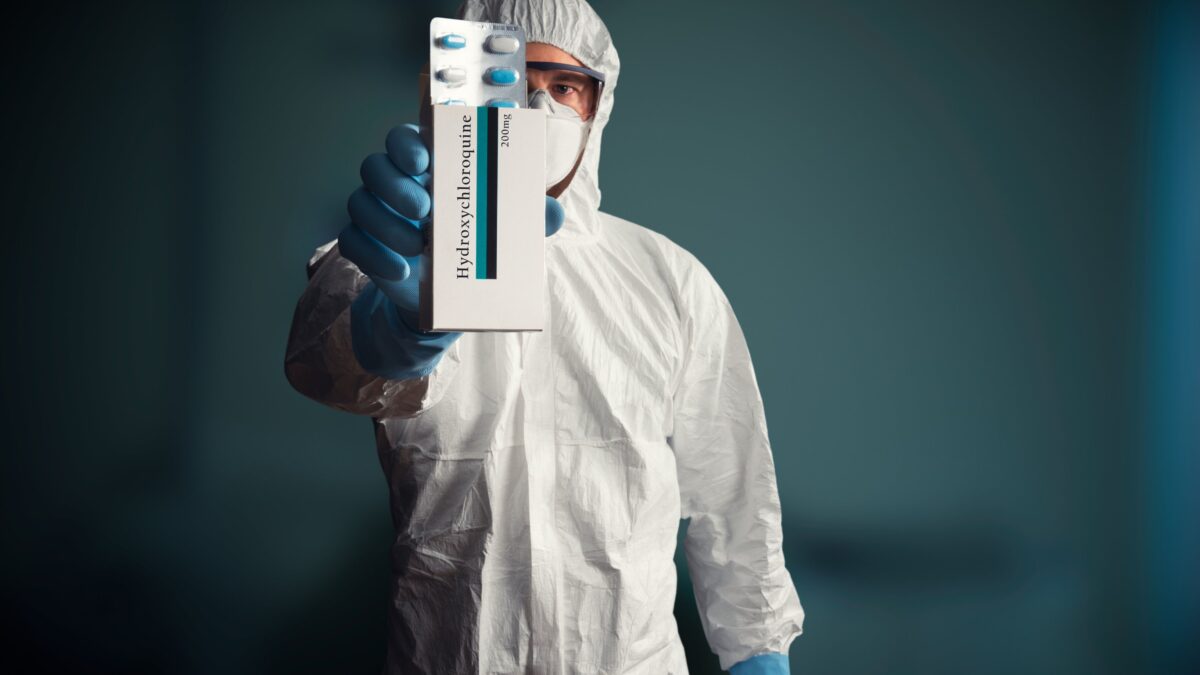 La petizione di «Panorama» firmata da 100 medici a favore dell’idrossiclorochina
