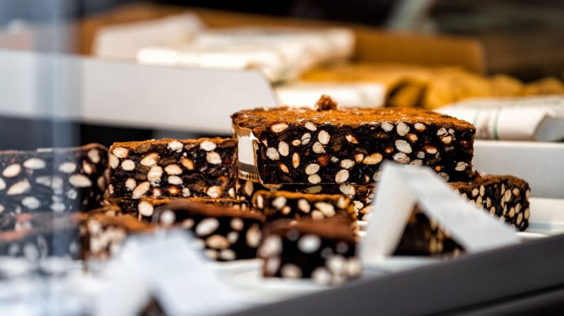 I papisti fiorentini sbaragliati dai senesi caricati a panforte