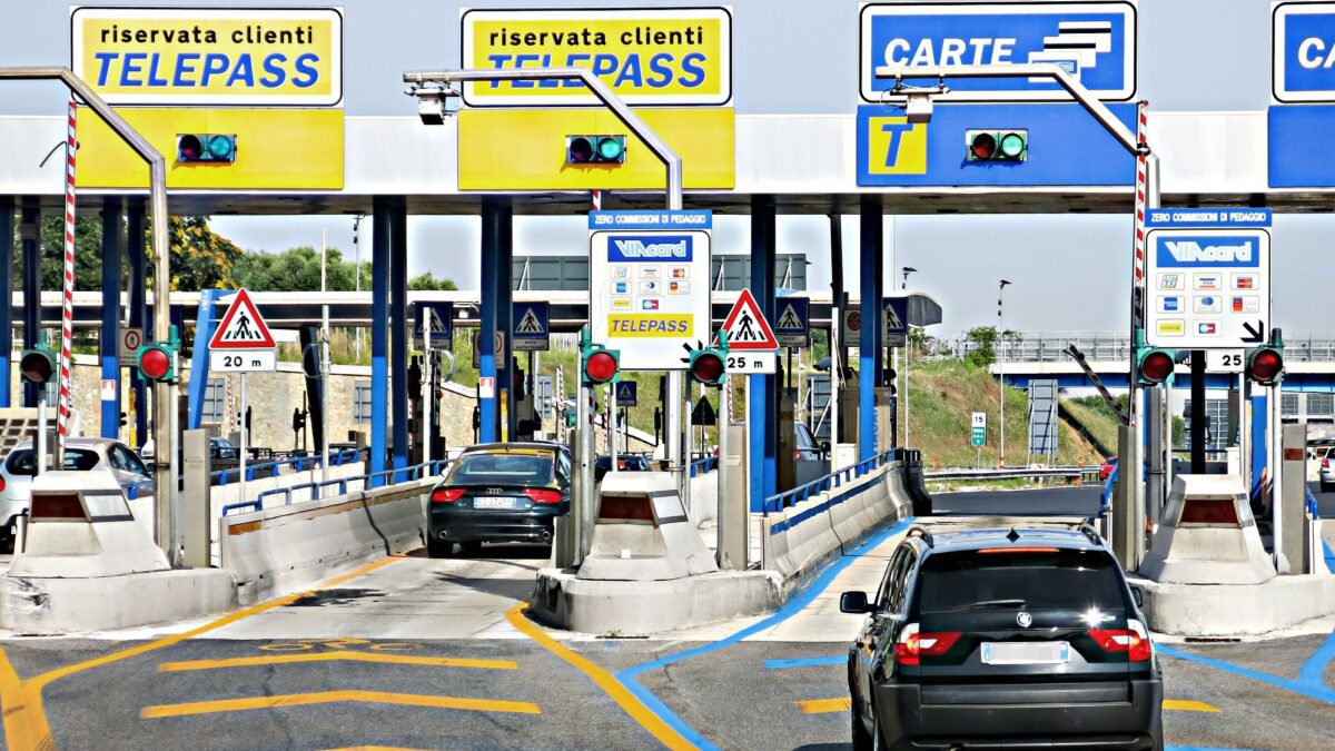I fondi internazionali invocano l’Europa per far salire la posta a favore dei Benetton