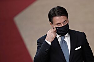 C’è immunità di gregge ma creano l’emergenza