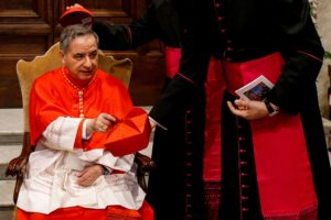 La società di intelligence del cardinale e della dama