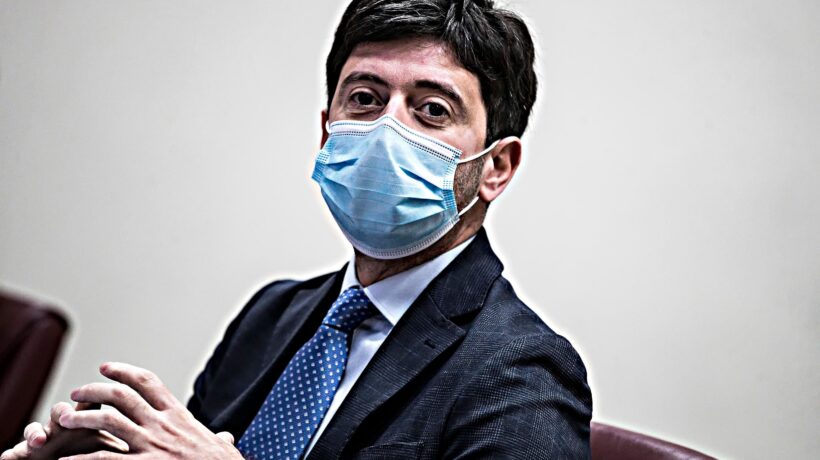 Il governo ci fa spiare in casa