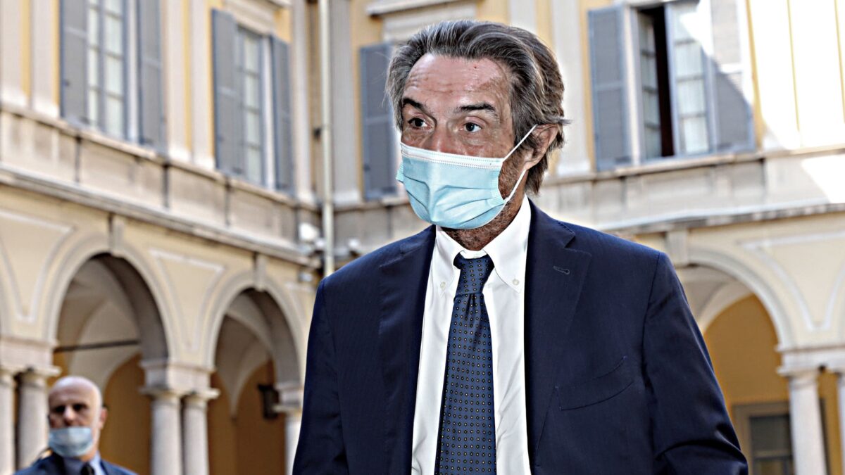 Vogliono tenere i lombardi in casa senza spiegare loro come funziona