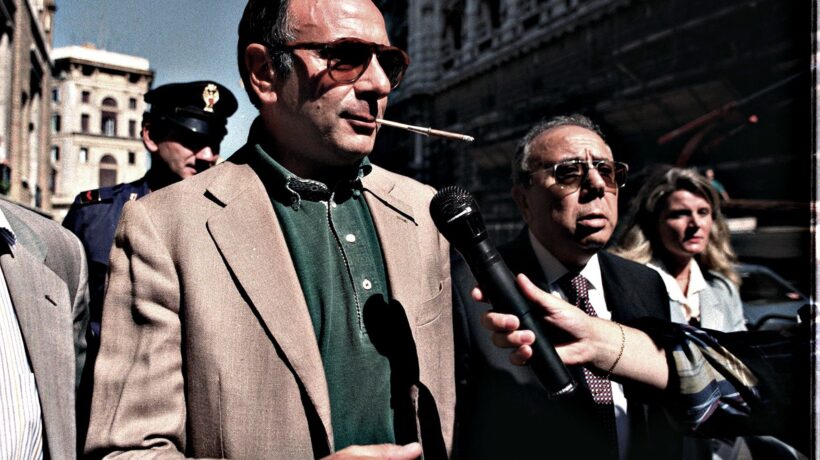 «La dama del cardinale mi chiedeva istruzioni per diventare una 007»