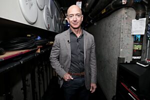 L’Europa alza la voce con Washington. Indagine su Amazon