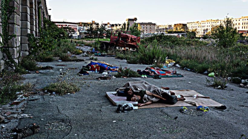 Il business criminale dei migranti finti minori