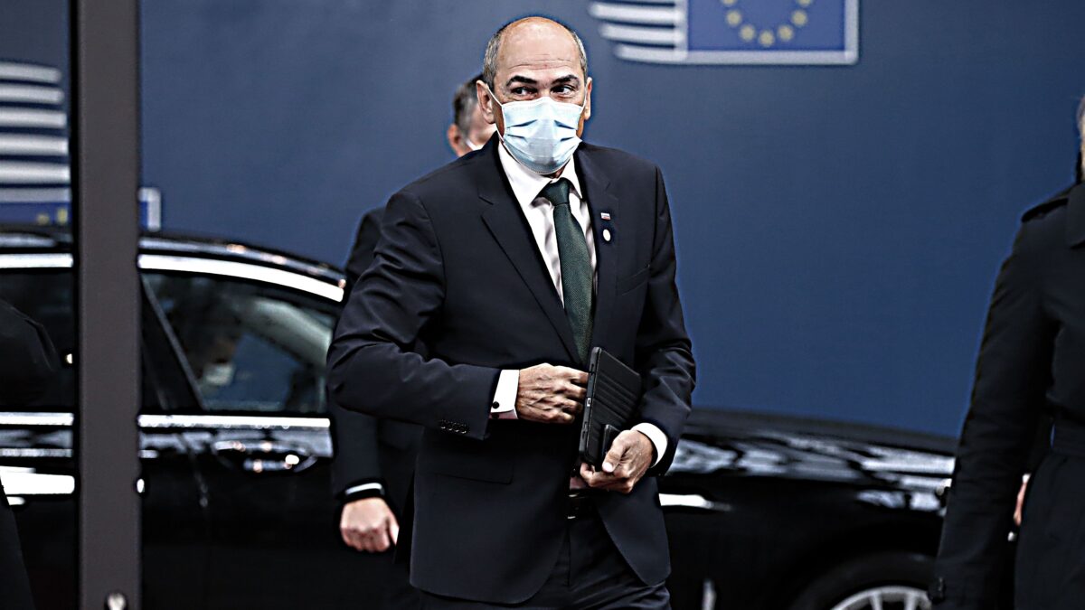 Bruxelles approva la legge di bilancio ma minaccia: devono tornare i tagli
