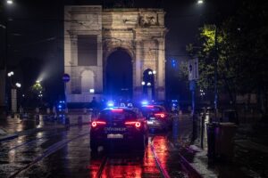 Il Covid dimostra che il pericolo sta diventando la base del potere
