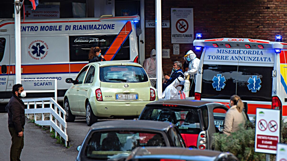 Campania nel caos, governo pronto a inviare l’esercito