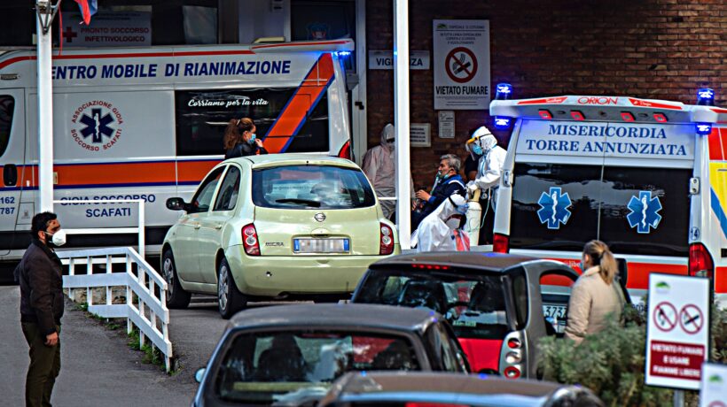 Campania nel caos, governo pronto a inviare l’esercito