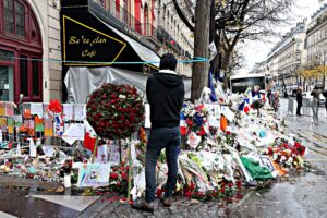 I morti dimenticati da chi urla all’islamofobia