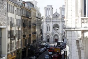 Gay e jihad: la rete attorno al tagliagole
