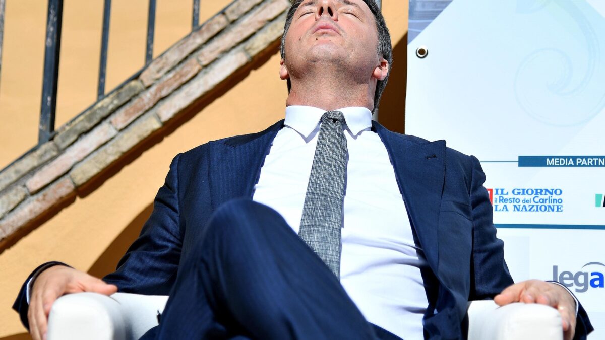 Non ci hanno ancora spiegato chi e perché saldava i conti a Renzi