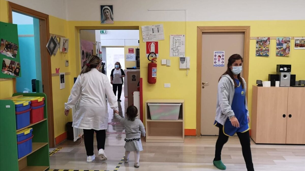Chi vuole rubare l’innocenza ai bambini