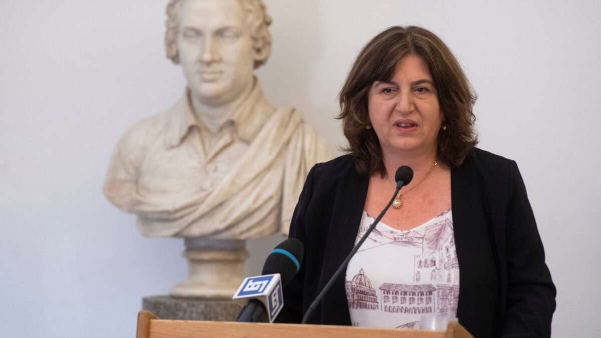 Tris di decreti ristori, ma il piatto piange