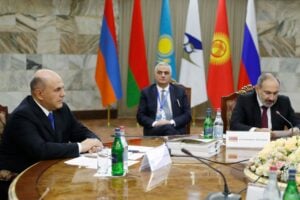 L’ambasciata azera: «Menzogne su di noi». La nostra risposta: «E’ cronaca»