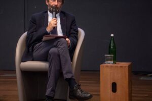 Franceschini si pappa il turismo