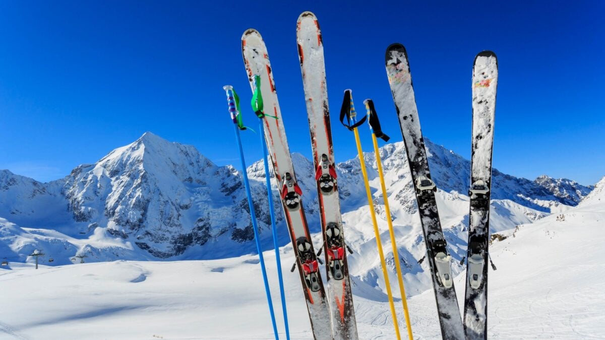 Le Regioni alpine contro il governo: «Stagione senza sci? Un suicidio»