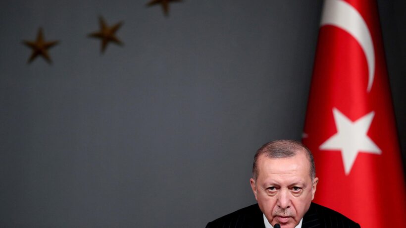 Erdogan, «cattivo maestro» islamico tra ansia di conquista e crisi interna