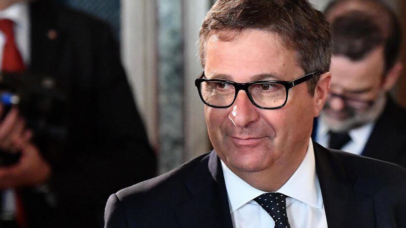 Un indagato di troppo. Il convegno giuridico che imbarazza Ermini
