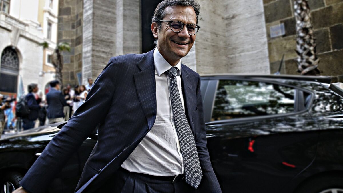 Per il super manager inchieste eccellenti e pioggia di incarichi