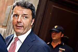 Renzi fugge dai pm e lancia una colletta